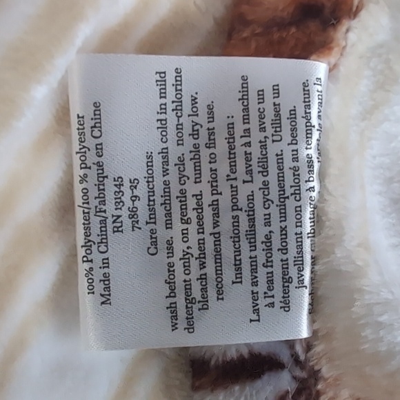 Cuddle Bear Co. Oversized Plush  Teddy Bear Throw Blanket 🧸 - Picture 8 of 8